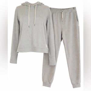 Vuori Halo Hoodie and Joggers Set